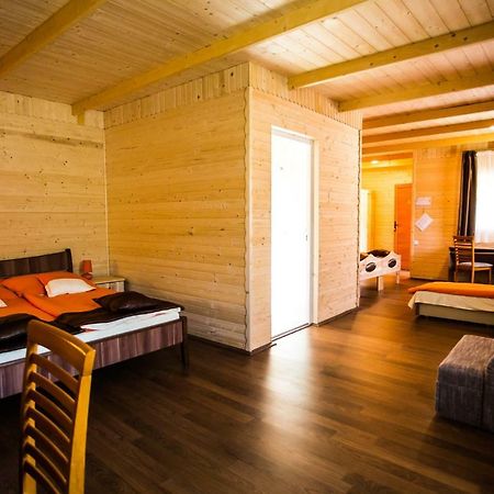 Szatmar Beregi Elmenyliget Apart otel Fehérgyarmat Dış mekan fotoğraf