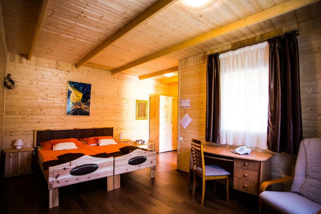 Szatmar Beregi Elmenyliget Apart otel Fehérgyarmat Dış mekan fotoğraf